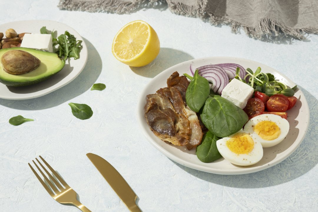 Understanding the Keto Diet: Benefits, Risks, and How It Works